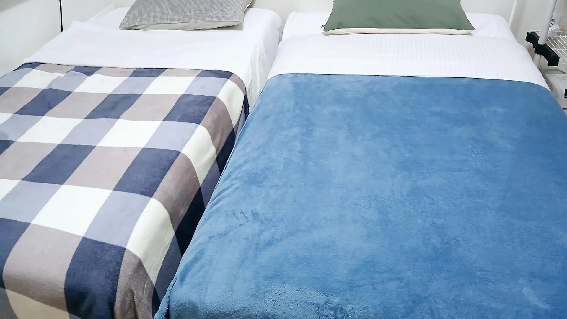 Lägenhet Mangwon Station And Mangwon Traditional Market, Studio Apartment, Entire House 2Nd Floor Seoul Sydkorea